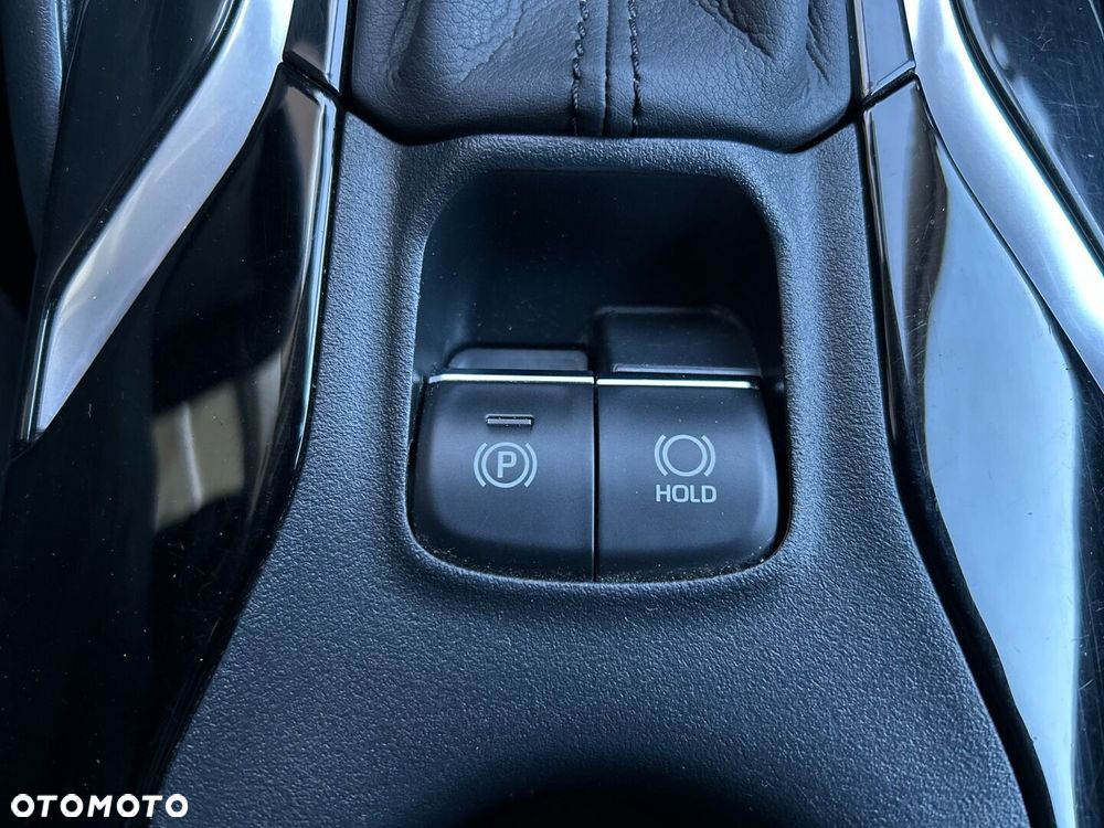 Toyota Corolla 1.8 Hybrid Comfort - 21