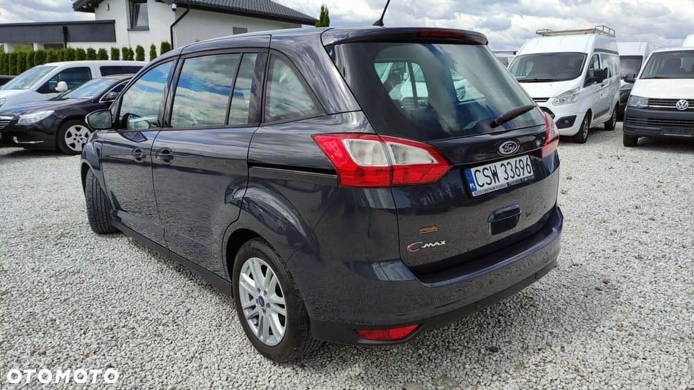 Ford Grand C-MAX - 3