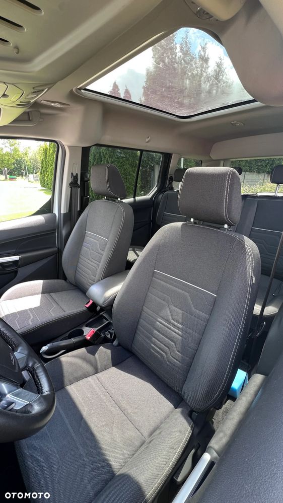 Ford Tourneo Connect Grand - 10