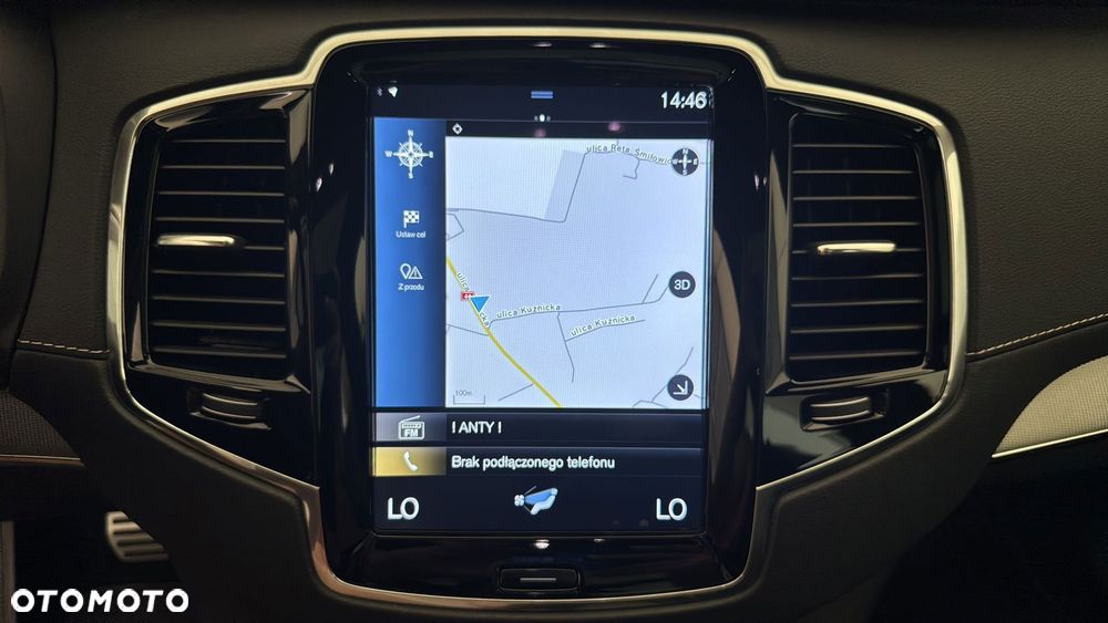 Volvo XC 90 T8 AWD Plug-In Hybrid R-Design 7os - 27