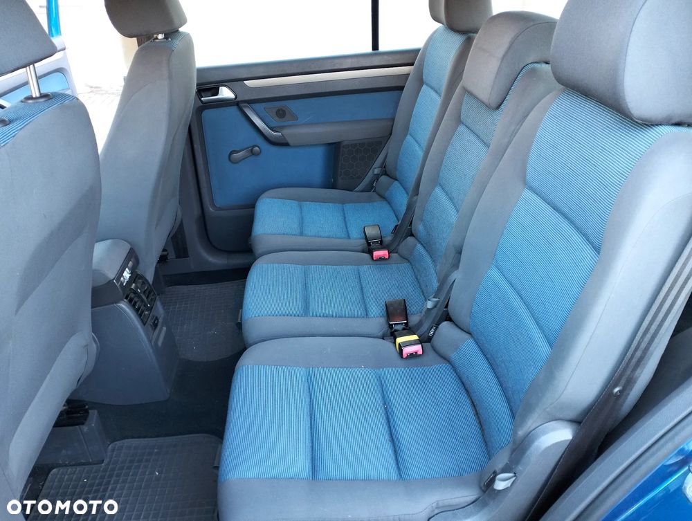 Volkswagen Touran 1.6 Trendline - 21