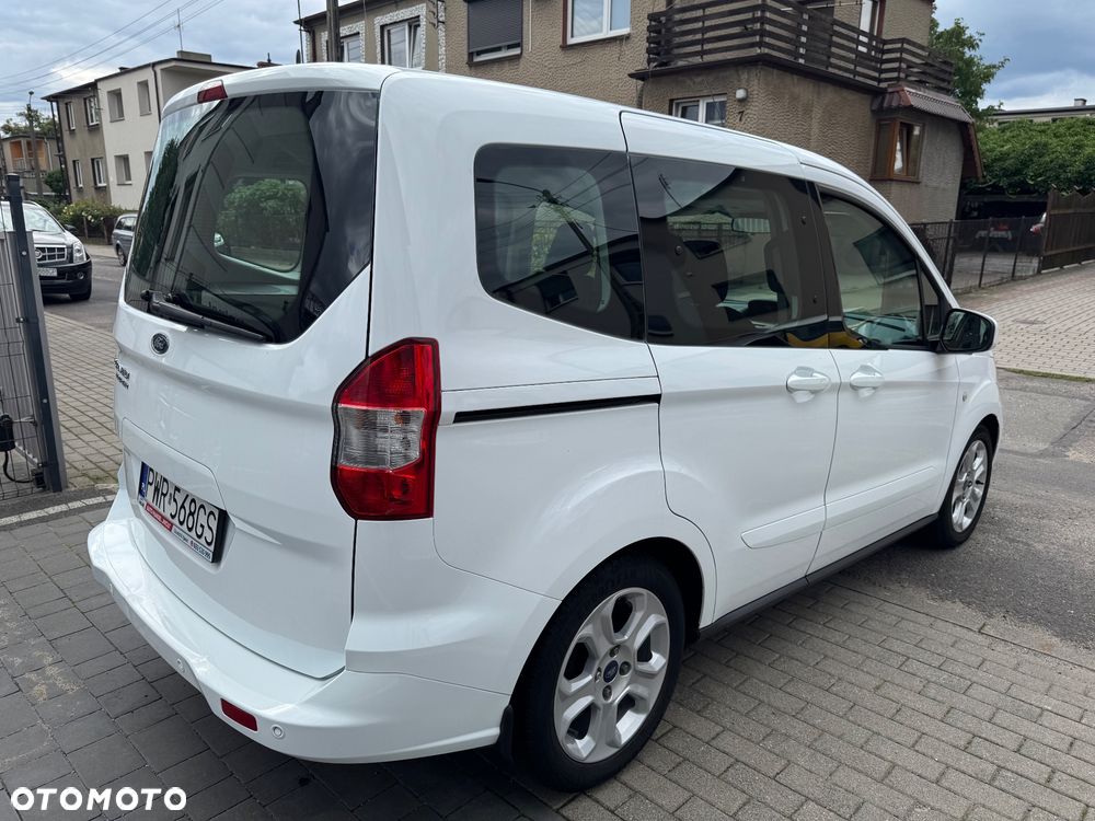Ford Tourneo Courier 1.5 TDCi Trend - 4