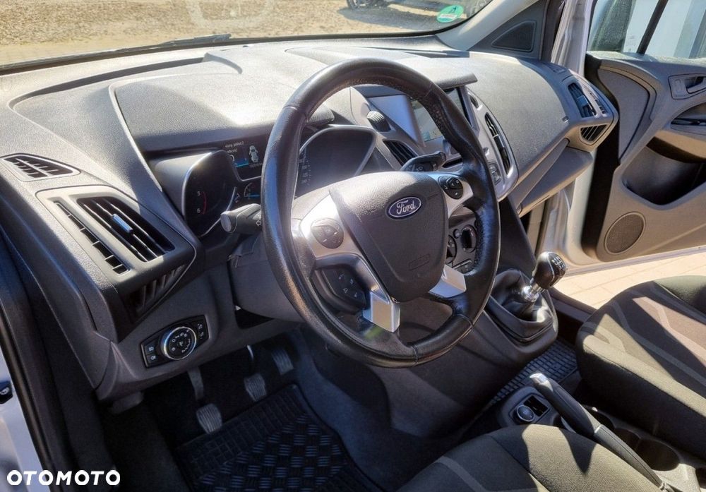 Ford Transit Connect - 21