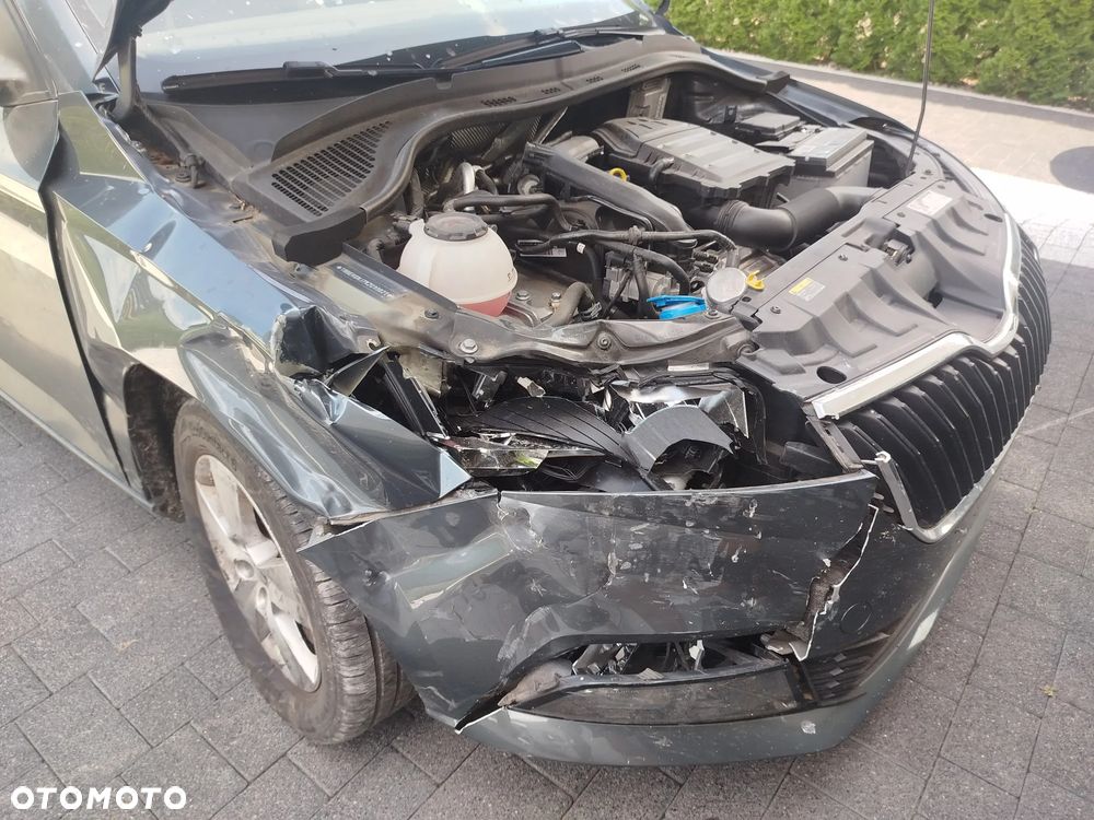 Skoda Fabia 1.0 TSI Ambition - 12