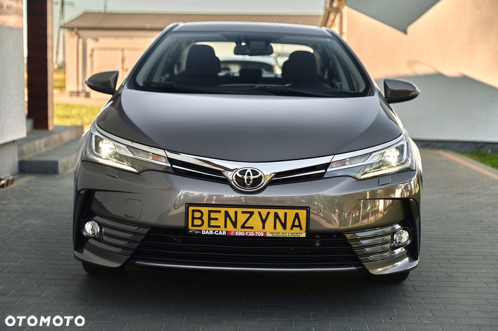 Toyota Corolla 1.6 Premium + - 4