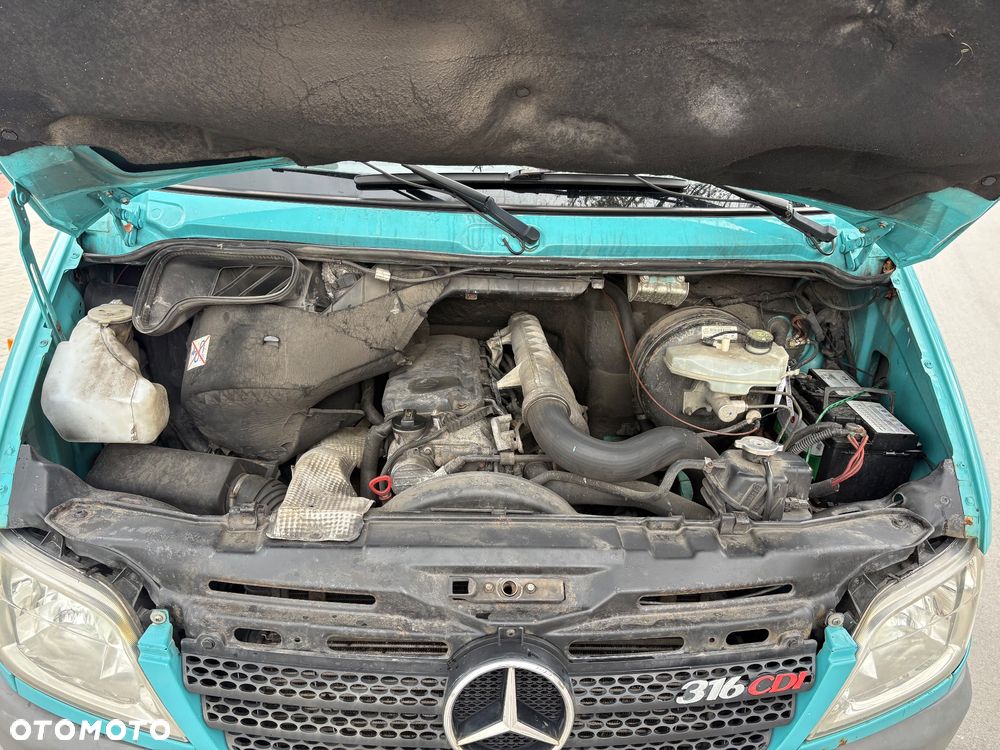 Mercedes-Benz Sprinter - 28