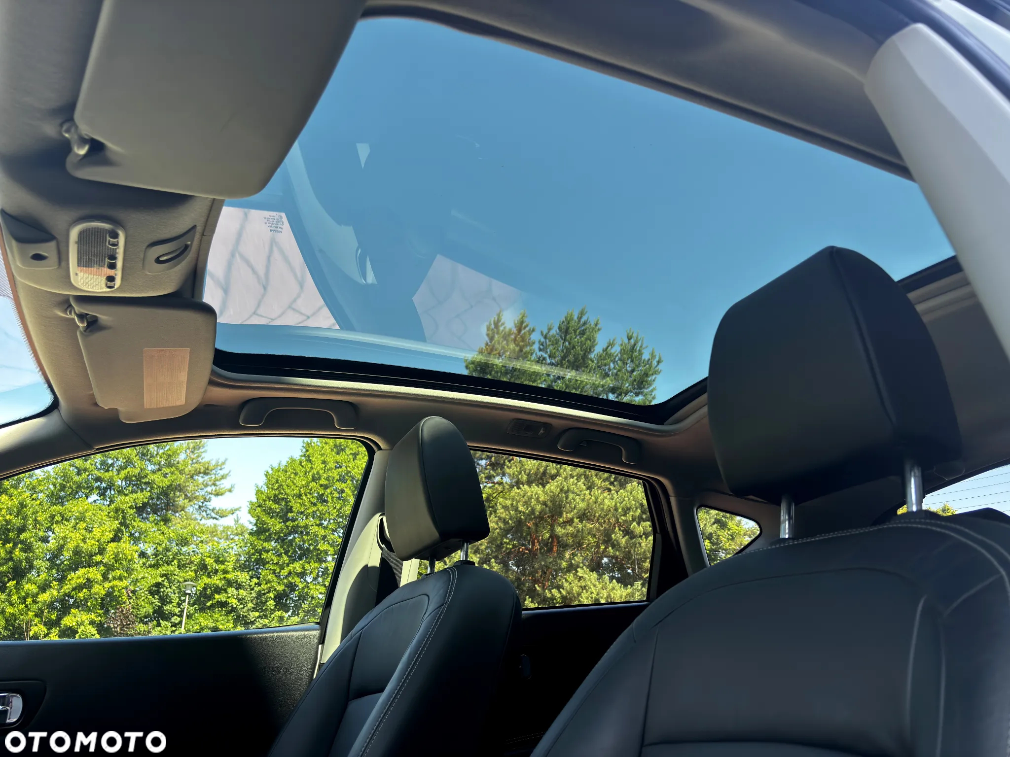 Nissan Qashqai 2.0 dCi DPF lounge - 9