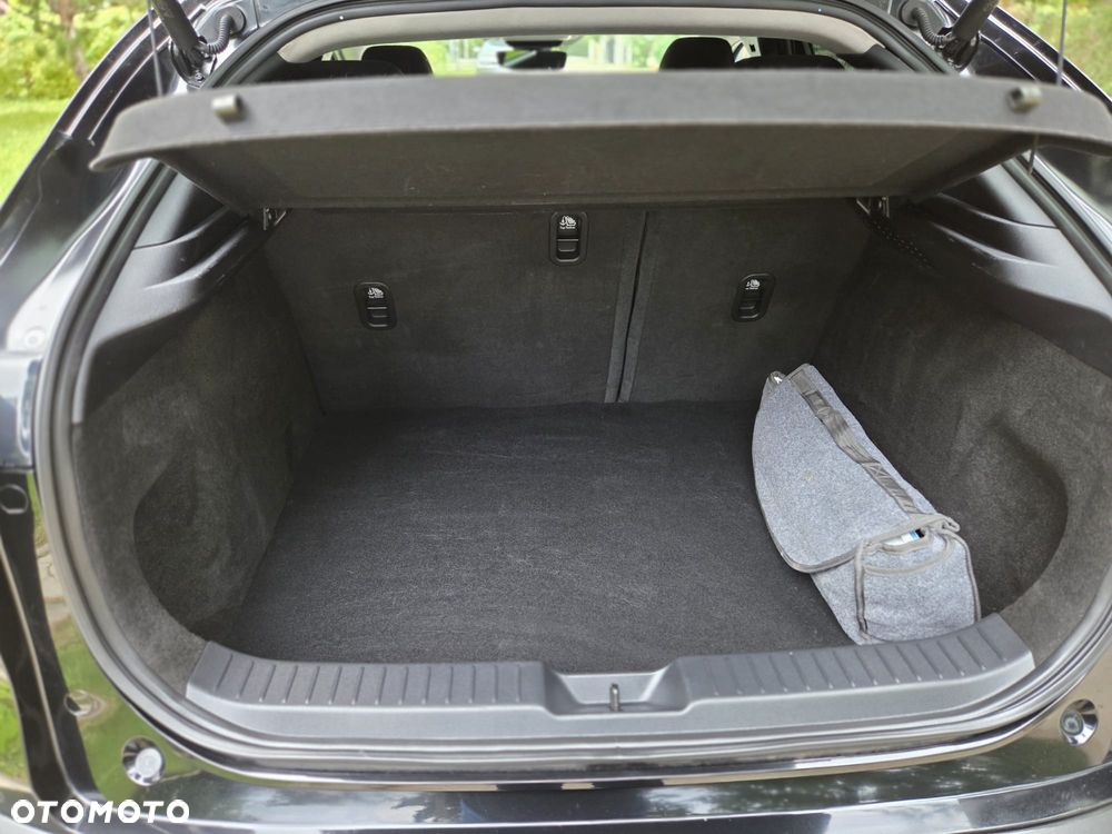 Mazda CX-30 - 30