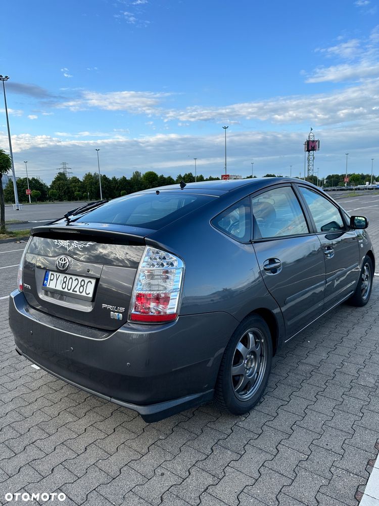 Toyota Prius - 6