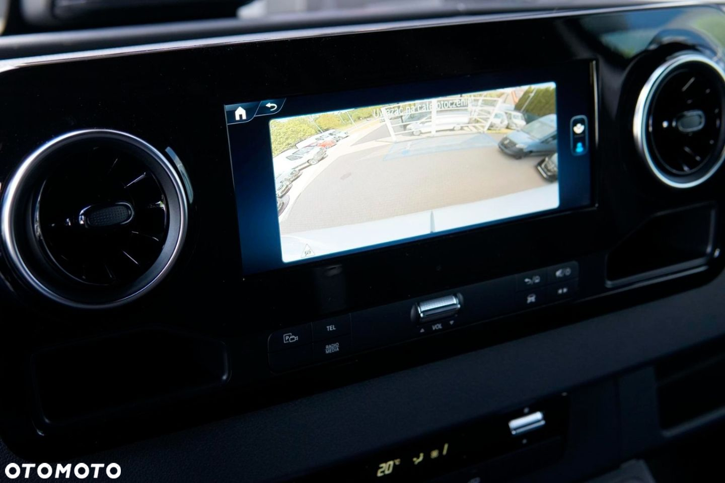 Mercedes-Benz Sprinter - 16