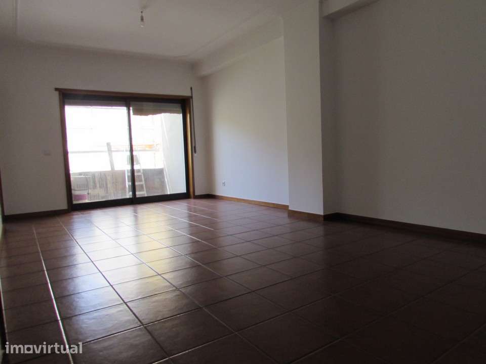 Apartamento T3 S. Vitor, Braga - Grande imagem: 2/31