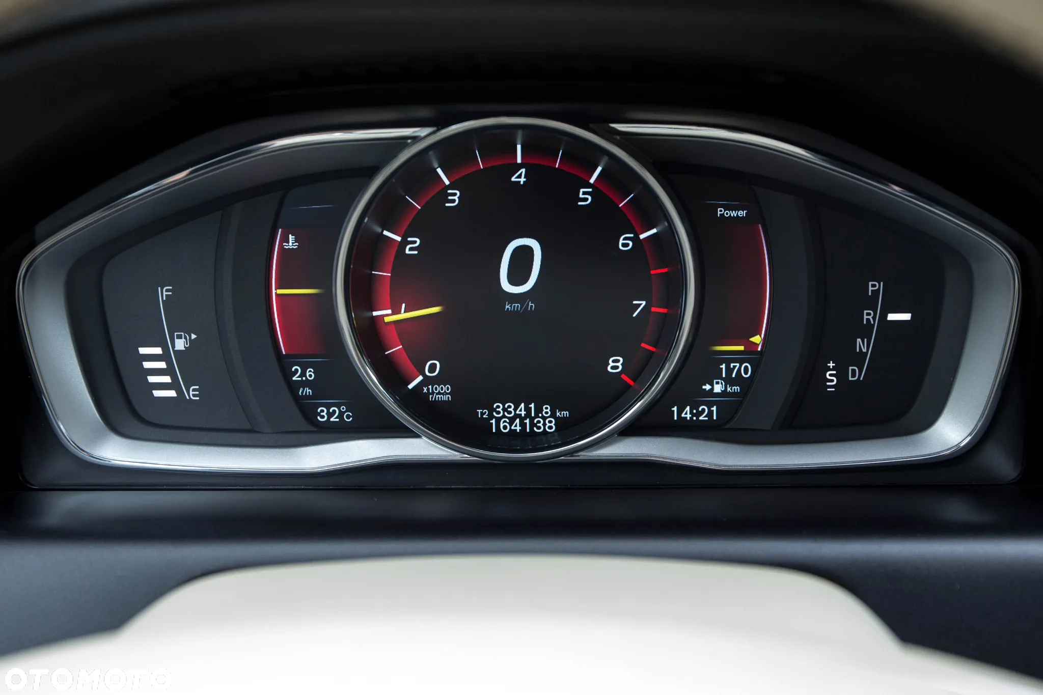 Volvo XC 60 T5 Drive-E Momentum - 9
