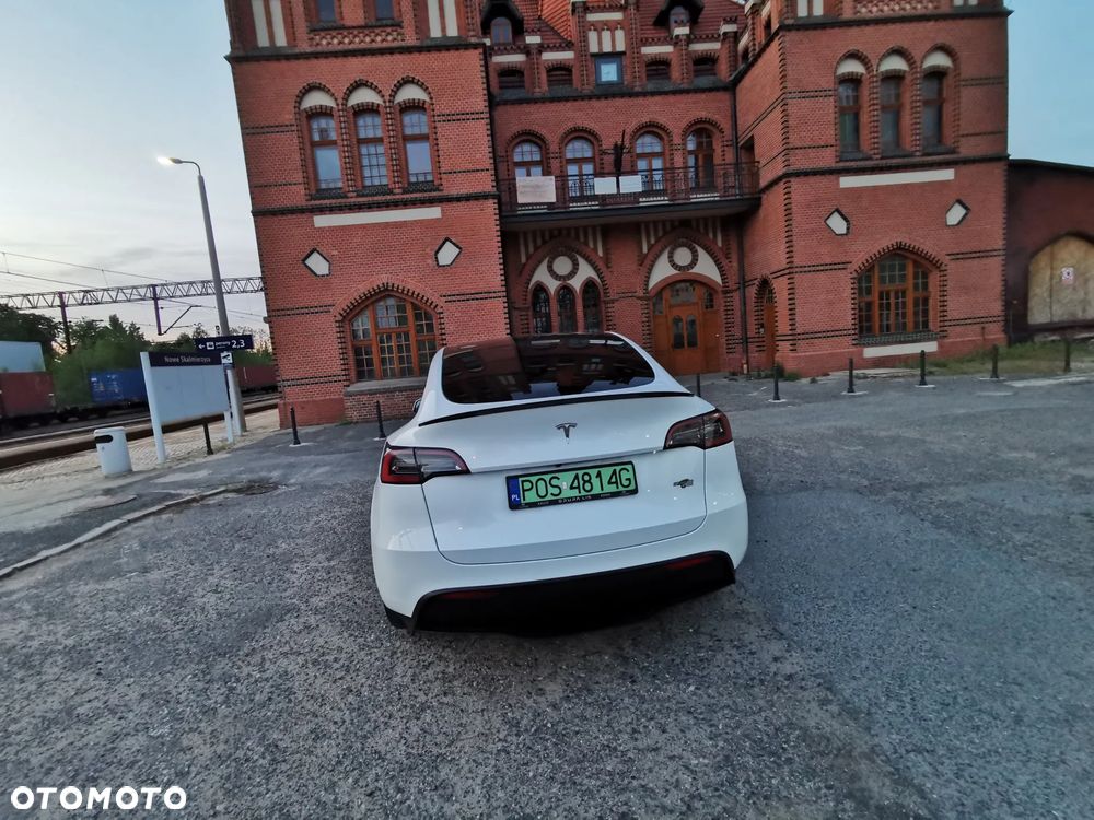 Tesla Model Y Standard - 4