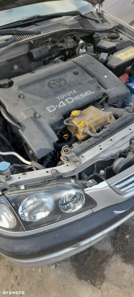 SILNIK DIESEL TOYOTA AVENSIS T22 2.0 D4D - 3