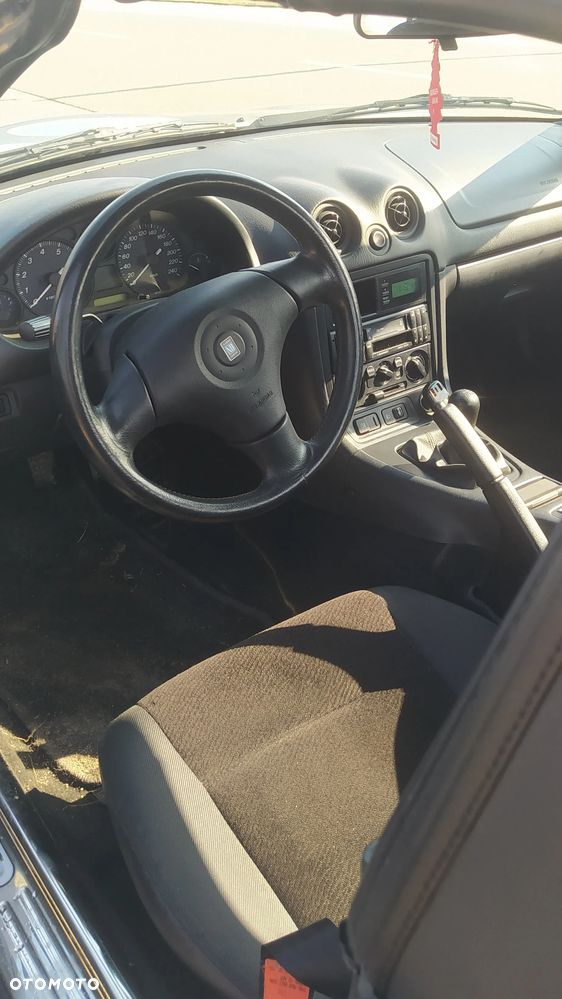 Mazda MX-5 1.6i 16V - 8