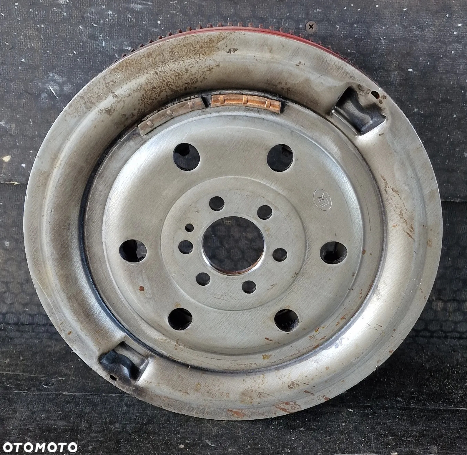KOŁO DWUMASOWE SPRZĘGŁO 04E105266K SKODA SCALA 1.5 TSI DSG - 8