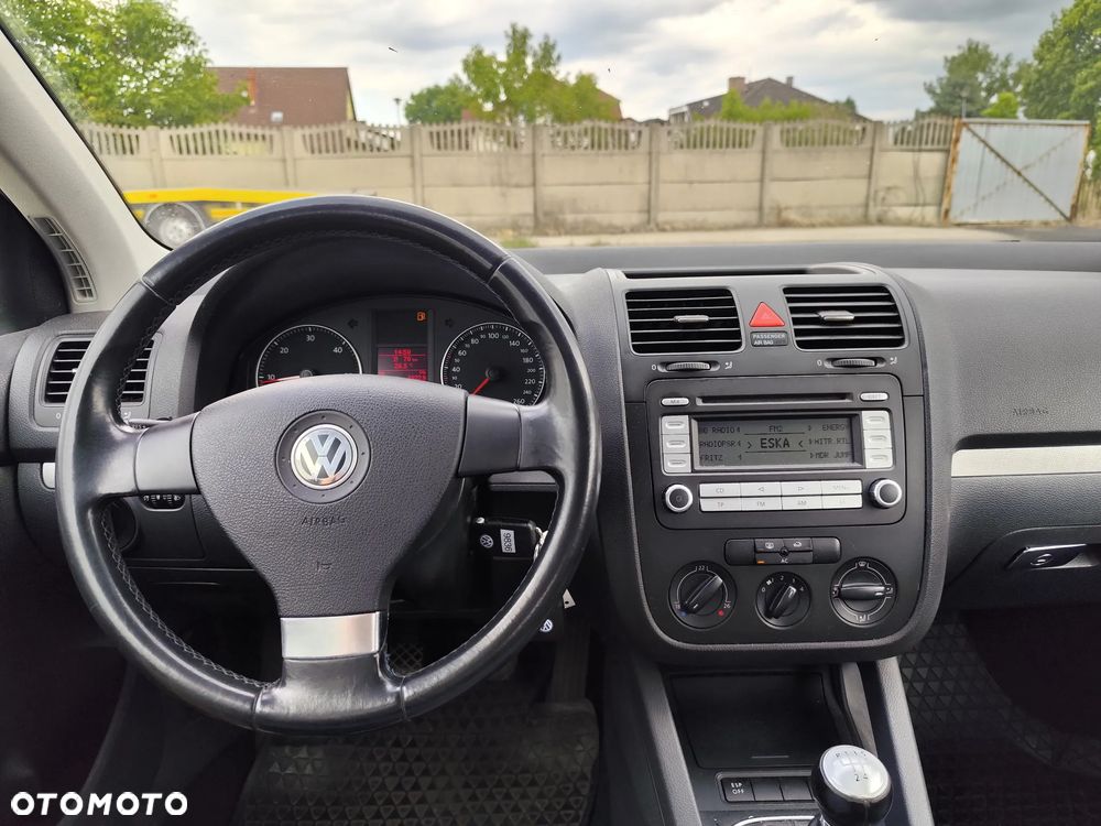Volkswagen Golf 1.9 TDI Tour Edition - 12