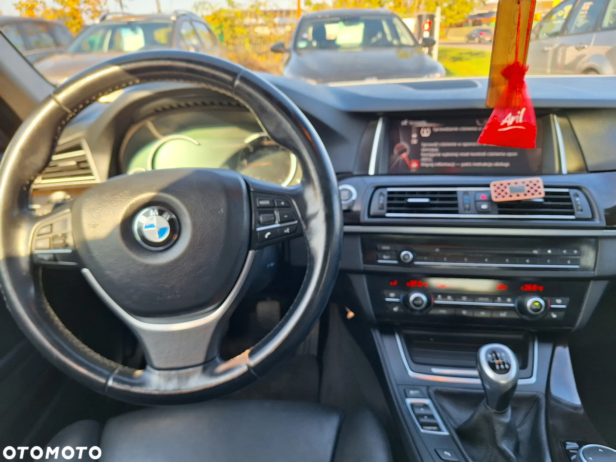 BMW Seria 5 525d - 9