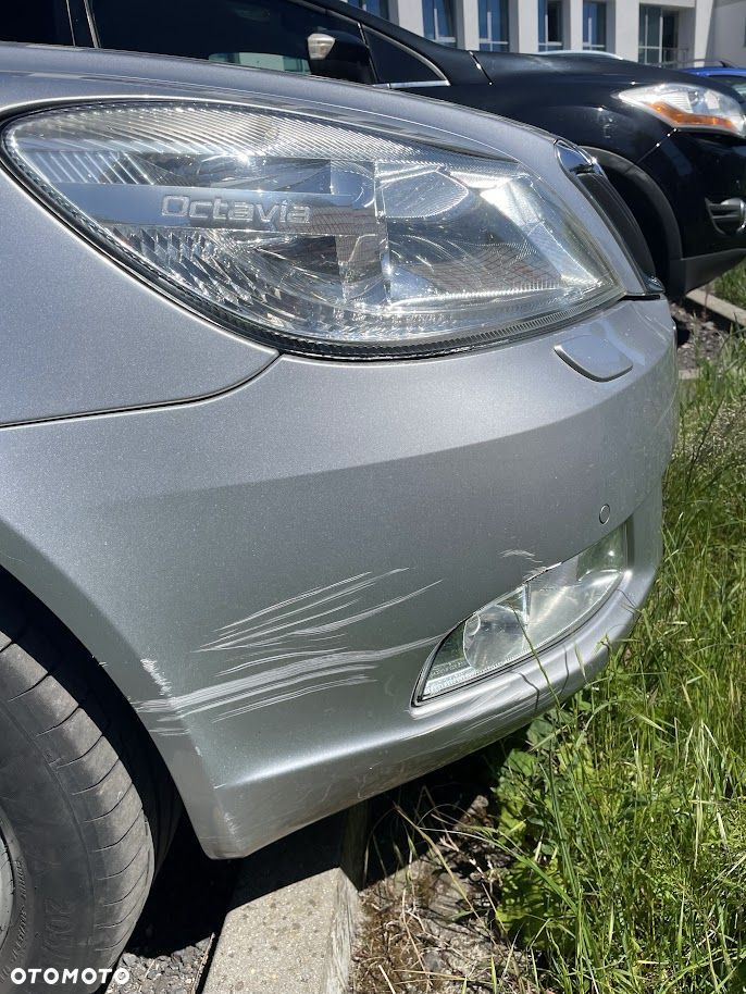 Skoda Octavia 2.0 TDI DPF Elegance - 6
