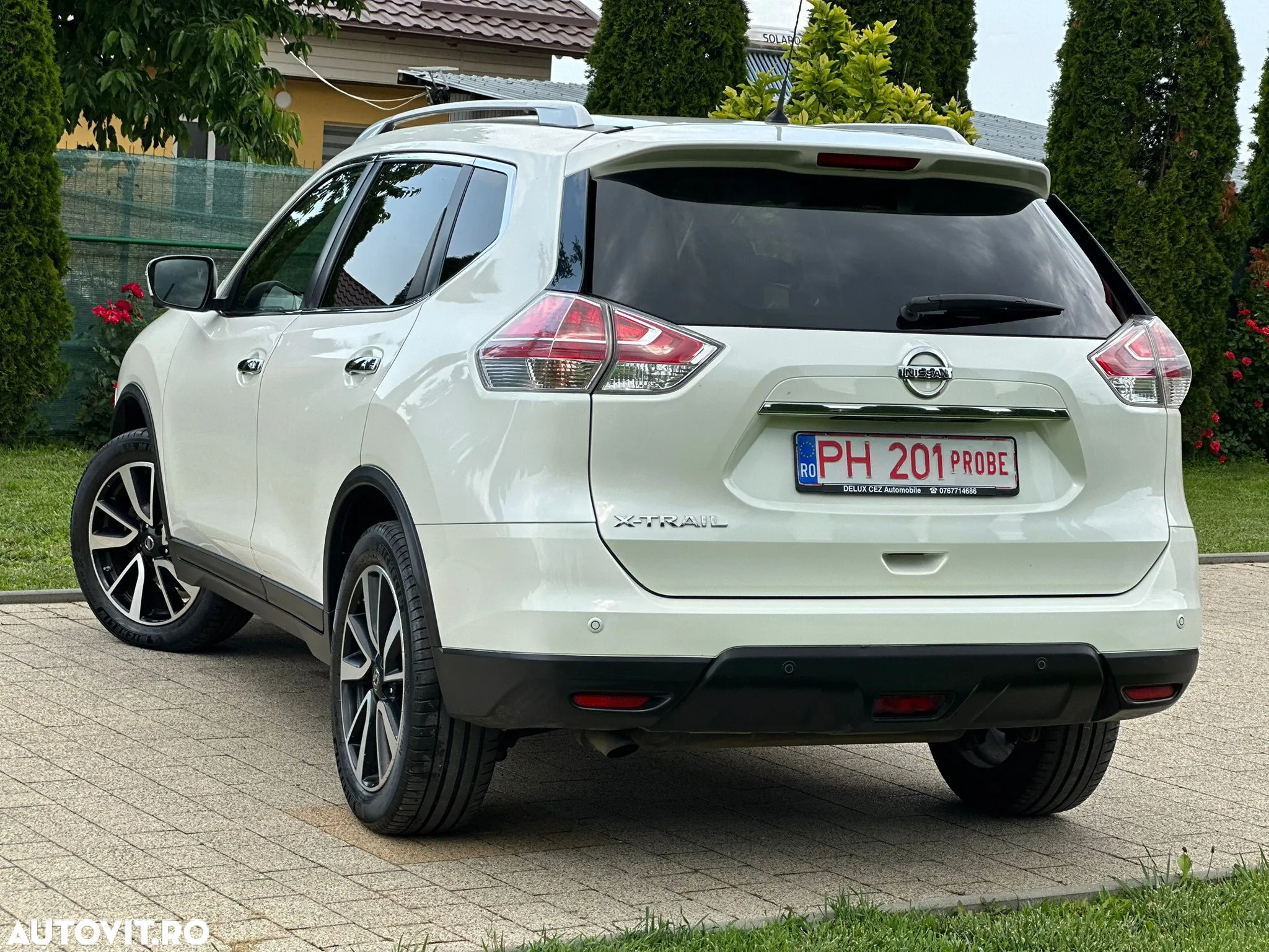 Nissan X-Trail 1.6L dCI Start/Stop Tekna - 3