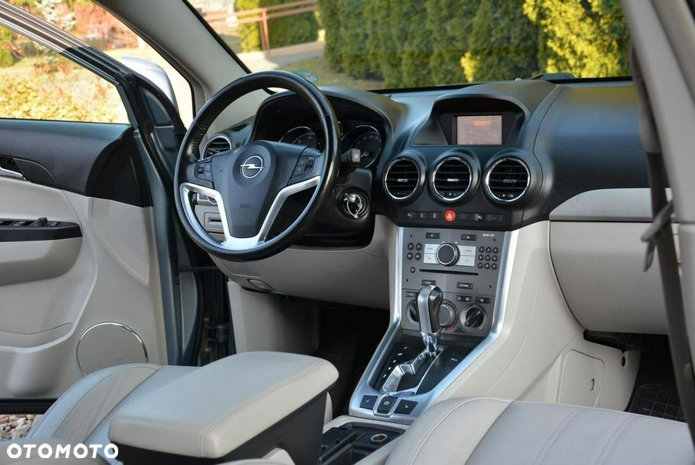 Opel Antara 2.2 CDTI 4x4 Cosmo - 17