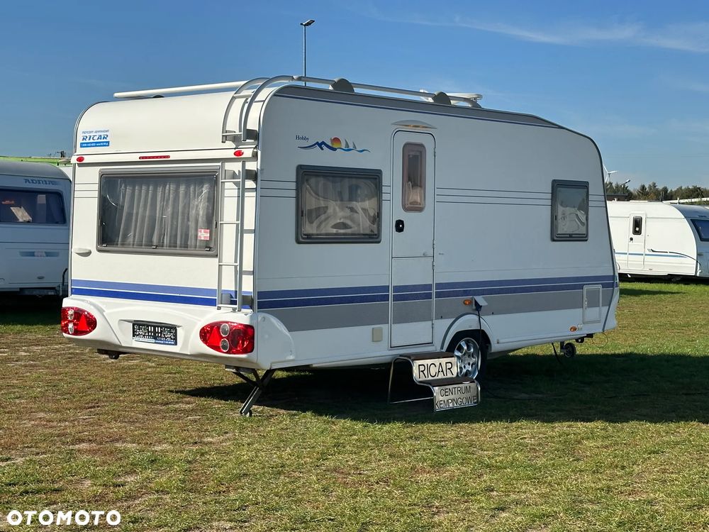 Hobby 460 UFE z markizą pompowaną i bagażnikiem rowerowym. - 1