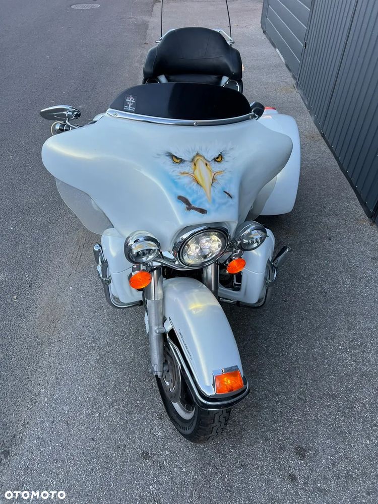 Harley-Davidson Street Glide Trike - 13