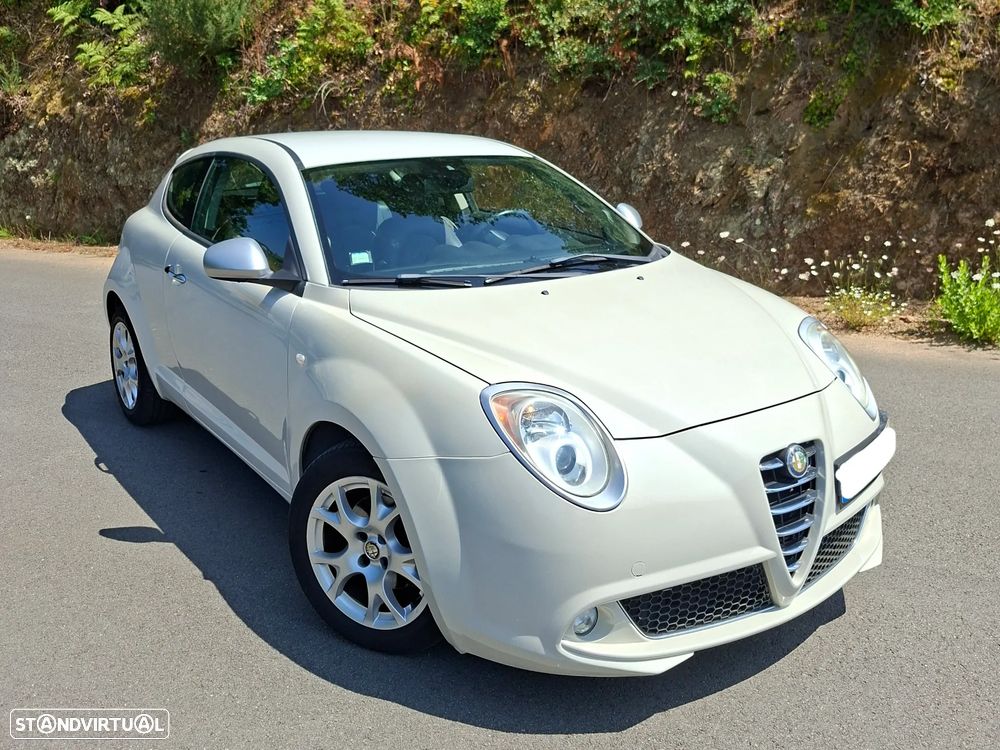 Alfa Romeo MiTo 1.3 JTD Distinctive S&S - 3