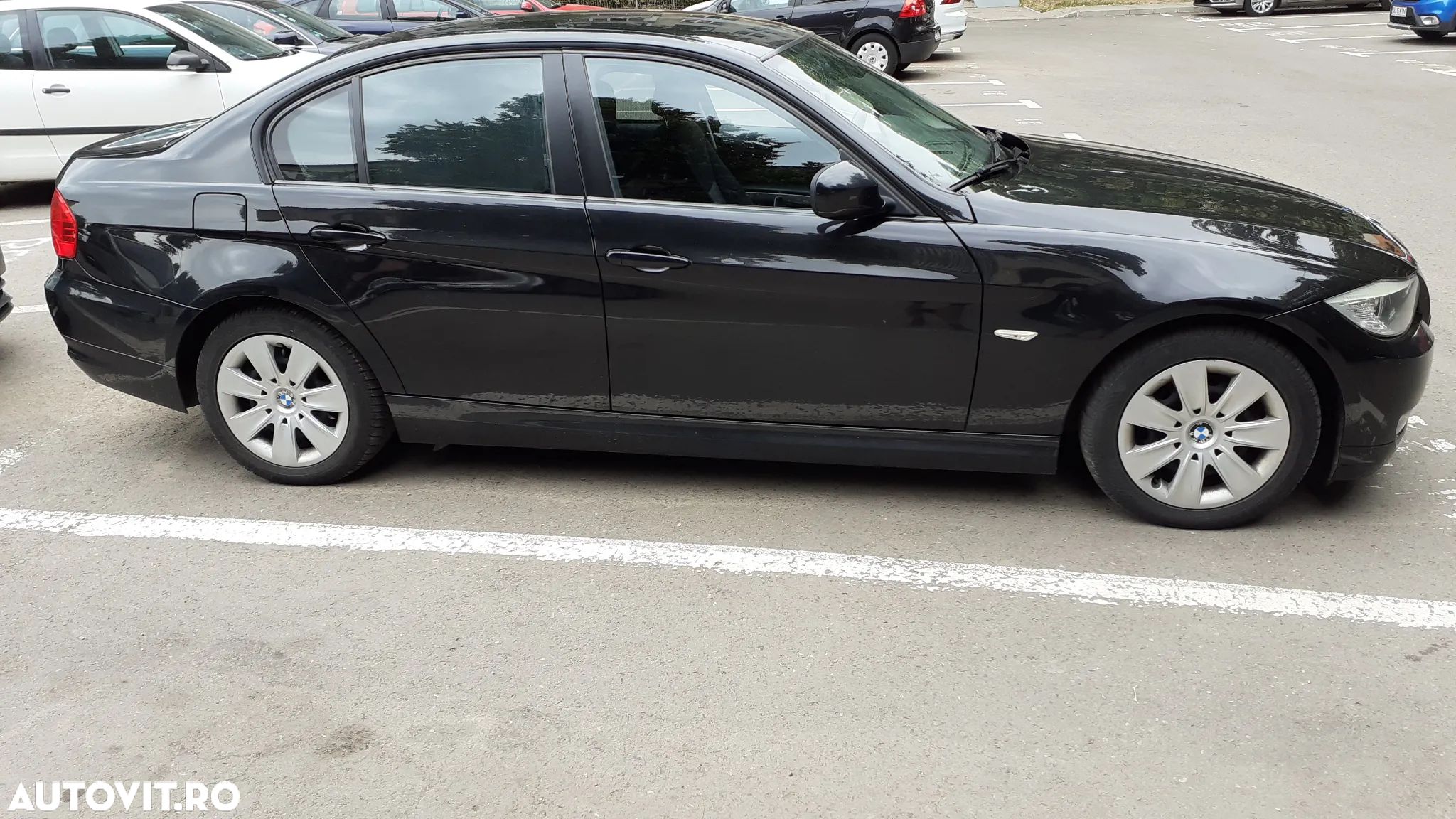 BMW Seria 3 318d - 1