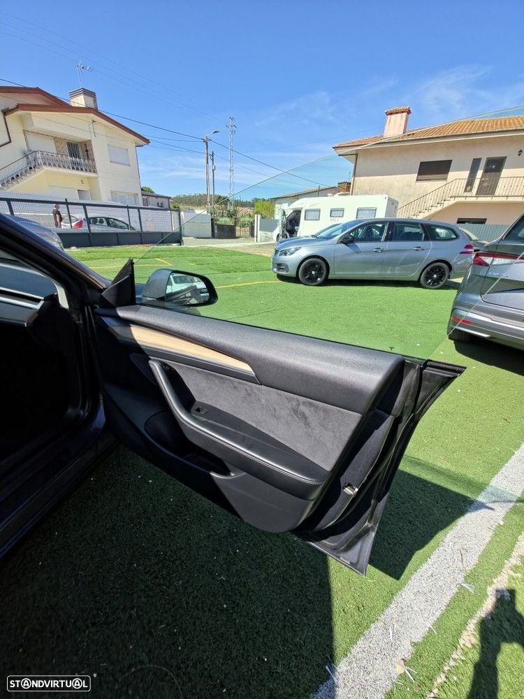 Tesla Model 3 Long Range Tração Integral - 21