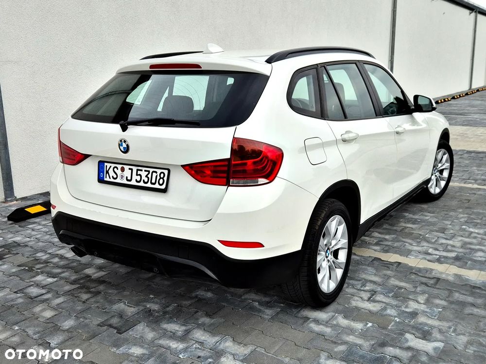 BMW X1 sDrive18d xLine - 4