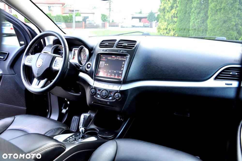 Fiat Freemont 2.0 Multijet 16V DPF Automatik Allrad Black Code - 28