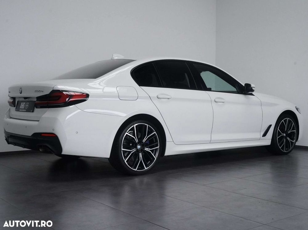 BMW Seria 5 520i Aut. M Sport Edition - 2
