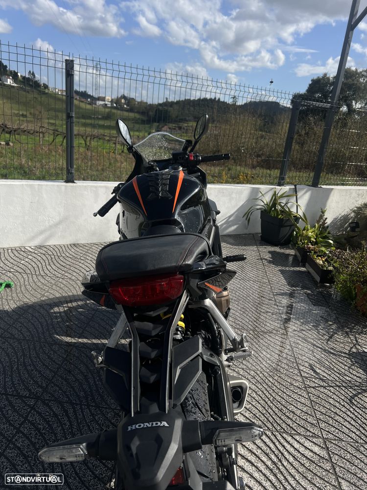 Honda CBR - 5