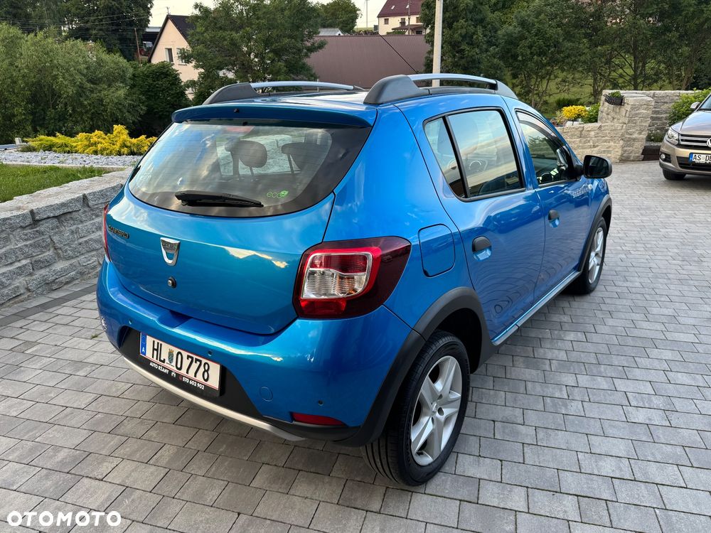 Dacia Sandero 0.9 TCe SL Blackline - 4