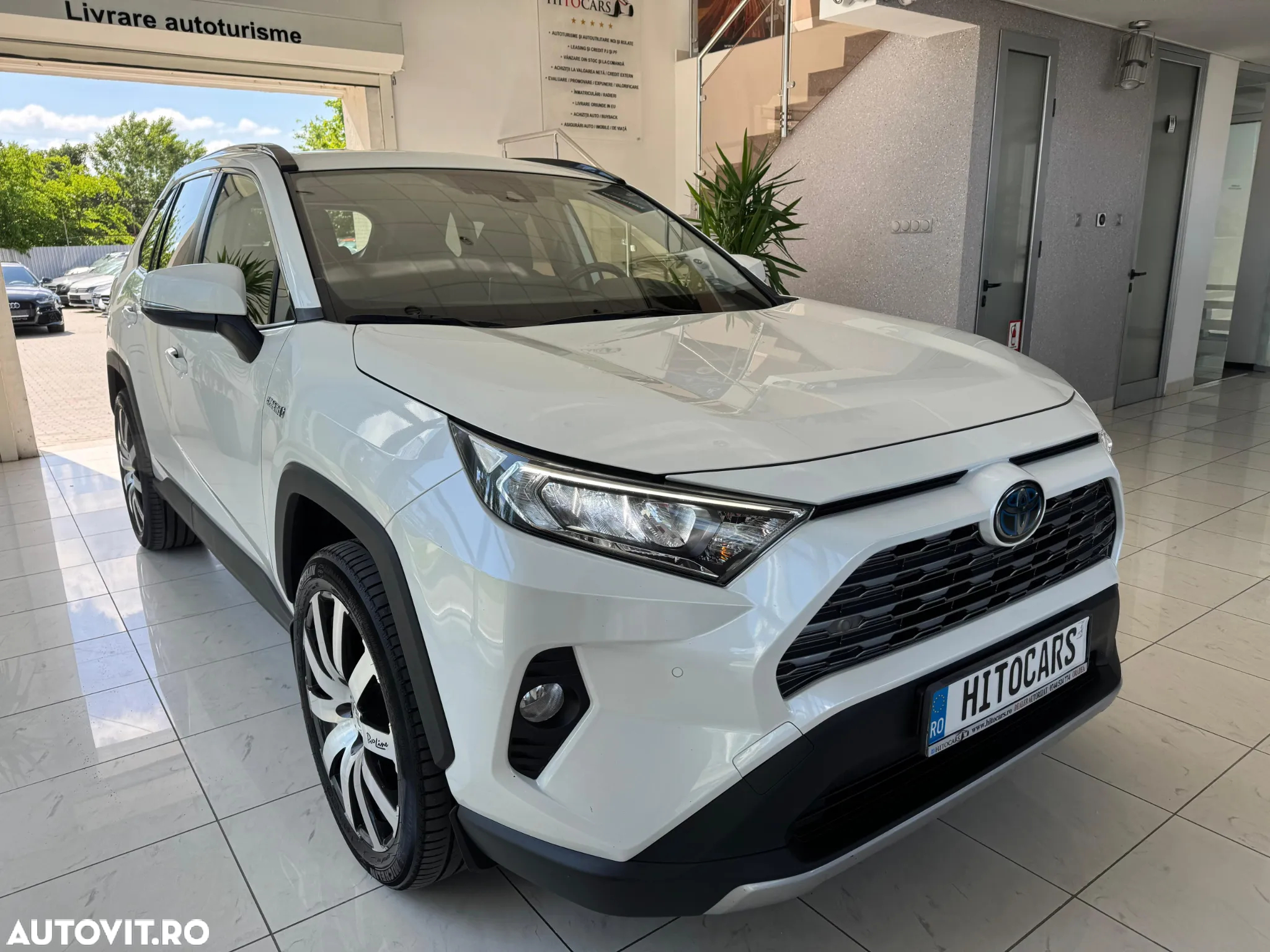 Toyota RAV4 - 3