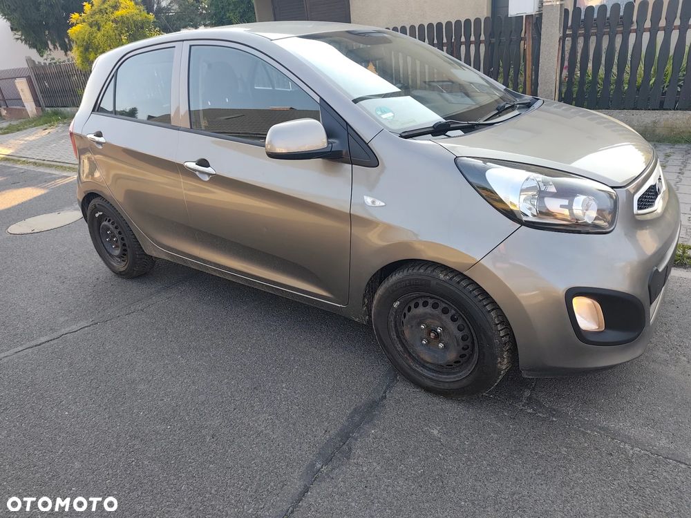Kia Picanto 1.0 Dream Team Edition - 1