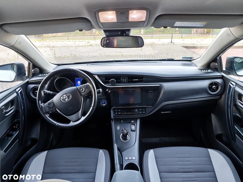 Toyota Auris Hybrid 135 Active - 4