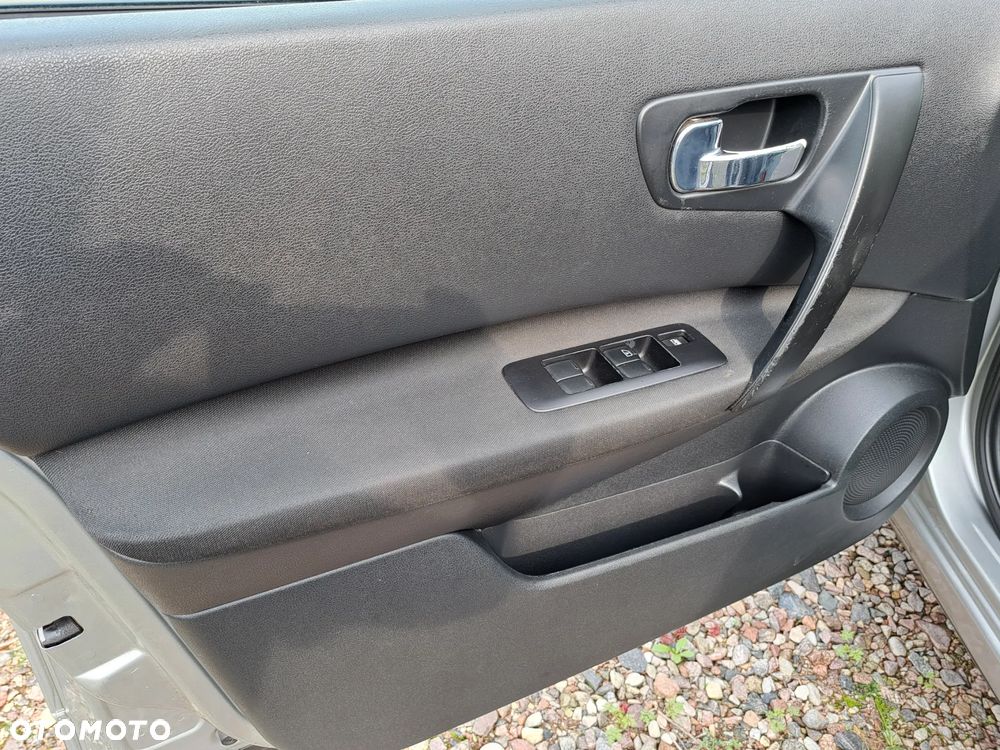 Nissan Qashqai+2 - 27