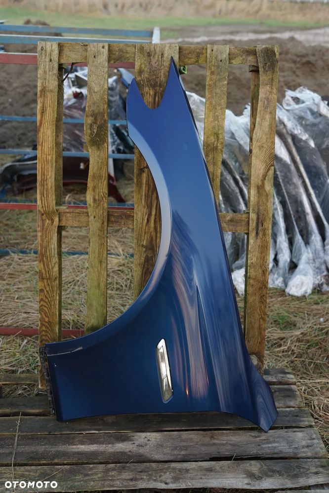 Błotnik przód przedni lewy BMW seria 5 F10 F11 Tiefseblau A76