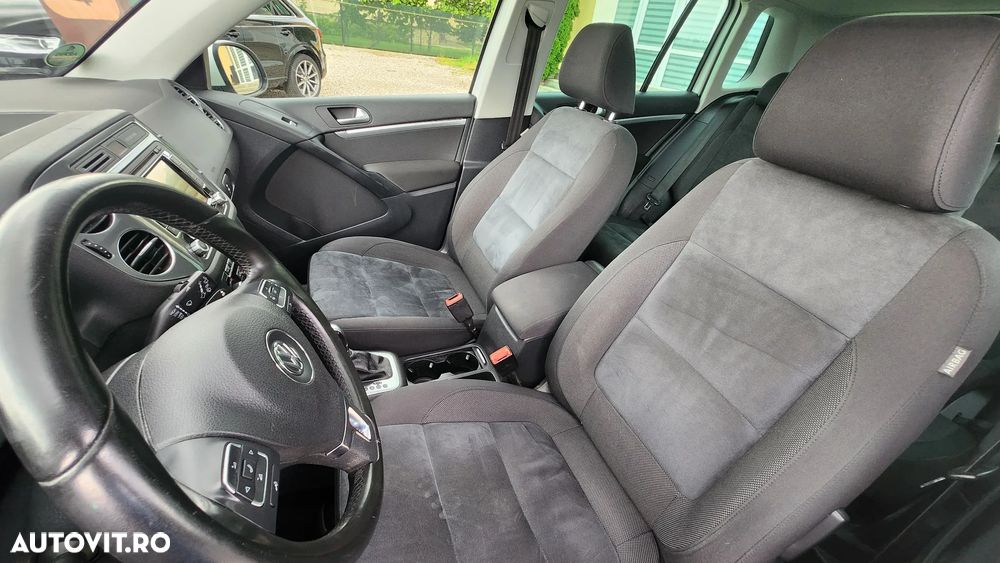 Volkswagen Tiguan 2.0 TDI DPF 4Motion BlueMotion Technology DSG Sport & Style - 14