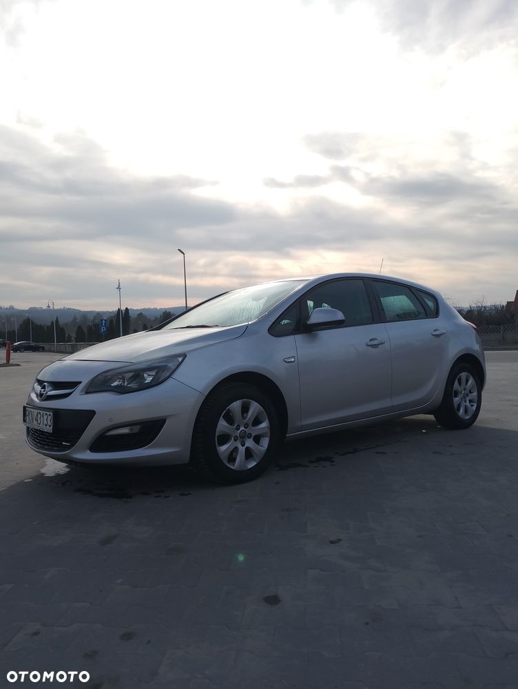 Opel Astra 1.7 CDTI Enjoy - 10