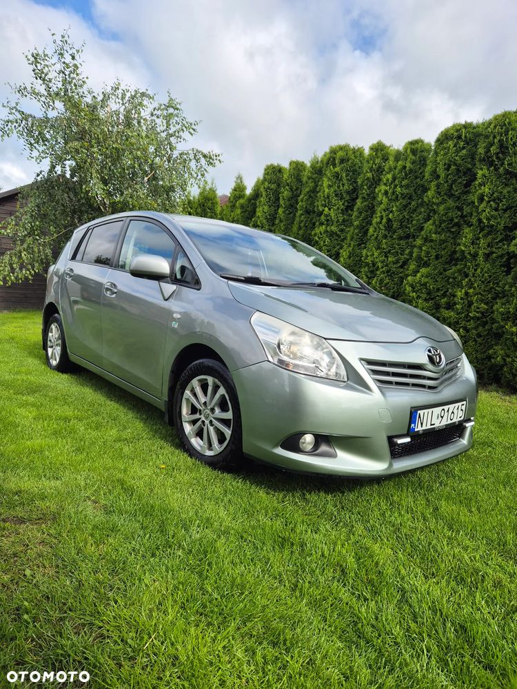 Toyota Verso - 1