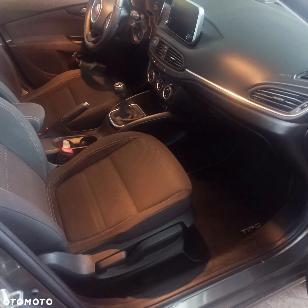 Fiat Tipo 1.6 MultiJet Lounge - 20