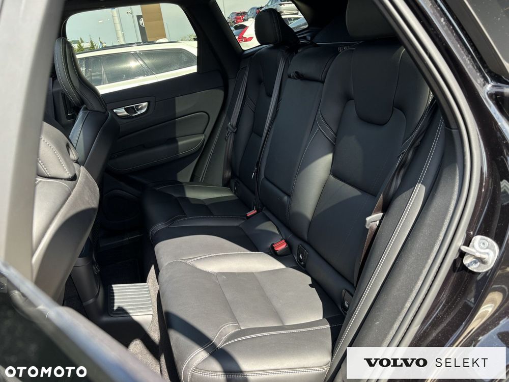 Volvo XC 60 - 30