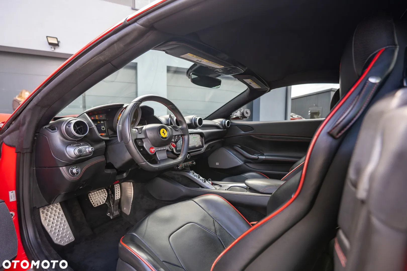 Ferrari Portofino - 12
