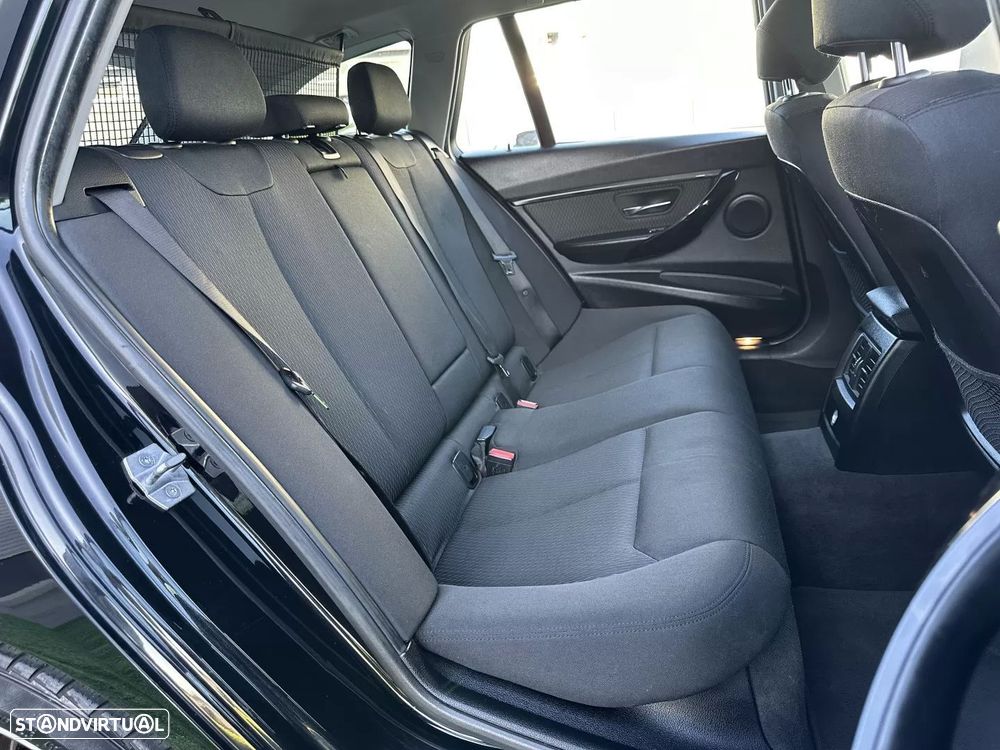 BMW 320 d Line Sport Auto - 36