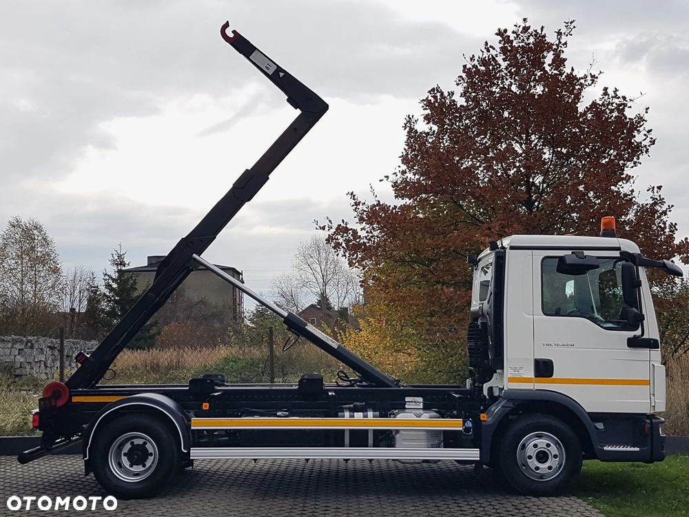 MAN TGL 12.220 HAKOWIEC 4x2 KLIMA HAKOWIEC DO KONTENERÓW - 16