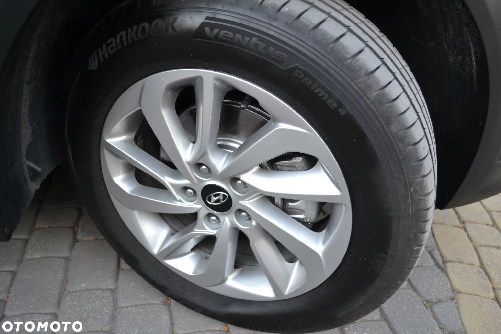Hyundai Tucson 2.0 CRDI BlueDrive Comfort 2WD - 34