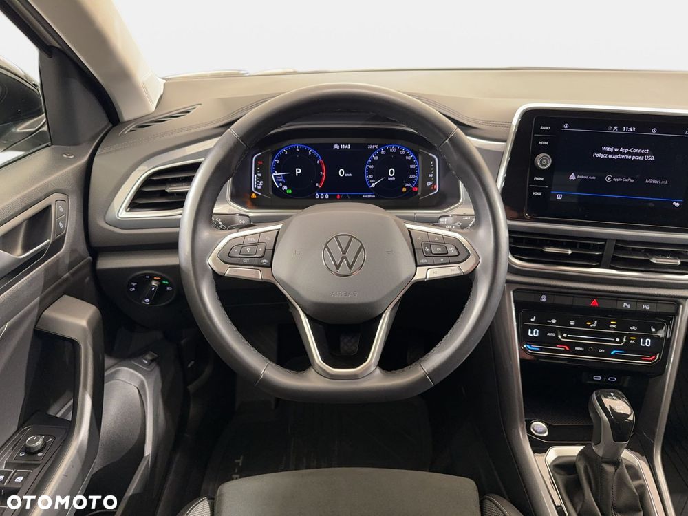 Volkswagen T-Roc - 18